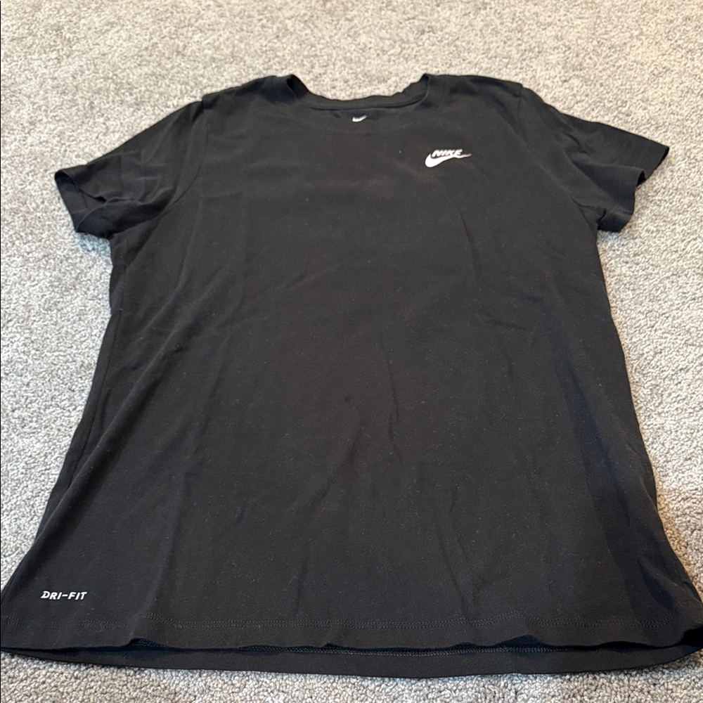 Women’s Nike T-Shirt